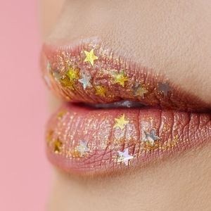🌟 24K GOLD LIP PLUMPING GEL